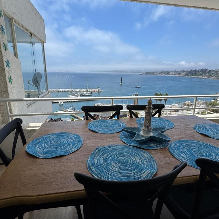 Oceanfront Concon Yacht Club Apt - Two-Bedroom Apartment - 14