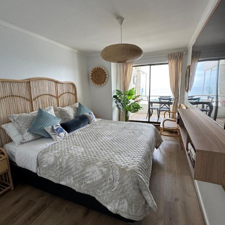 Oceanfront Concon Yacht Club Apt - Two-Bedroom Apartment - 18