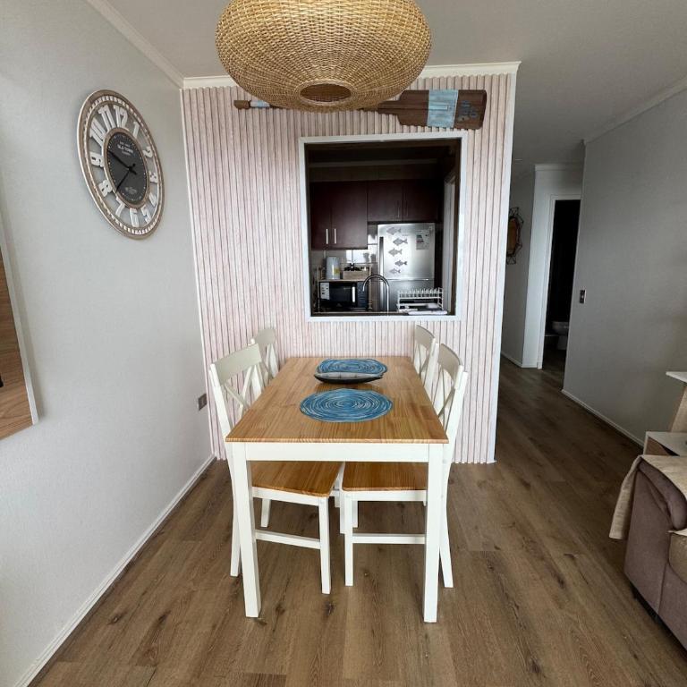Oceanfront Concon Yacht Club Apt - Two-Bedroom Apartment - 21