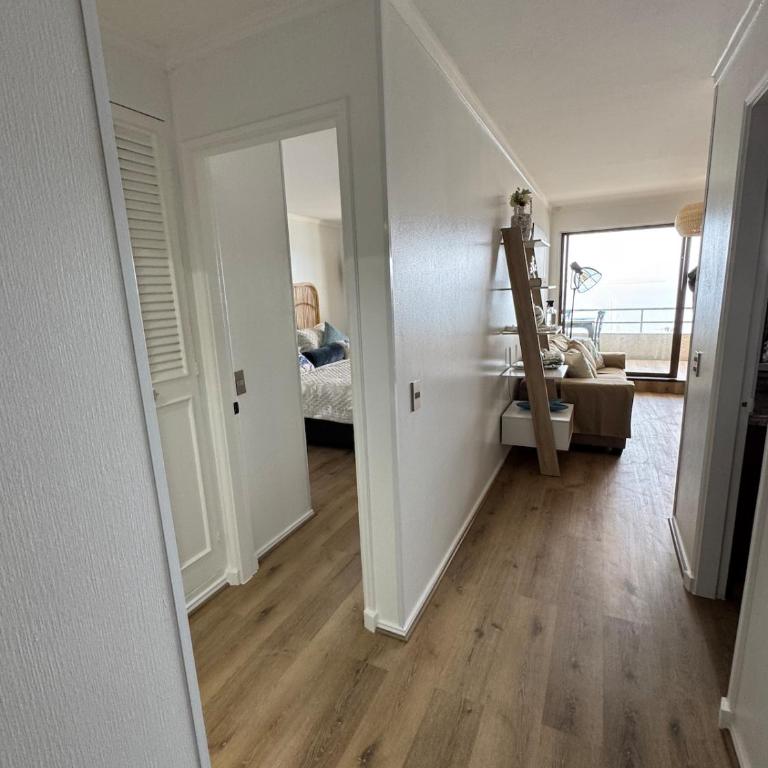 Oceanfront Concon Yacht Club Apt - Two-Bedroom Apartment - 24