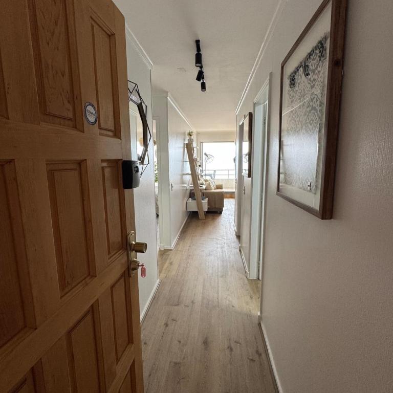 Oceanfront Concon Yacht Club Apt - Two-Bedroom Apartment - 32