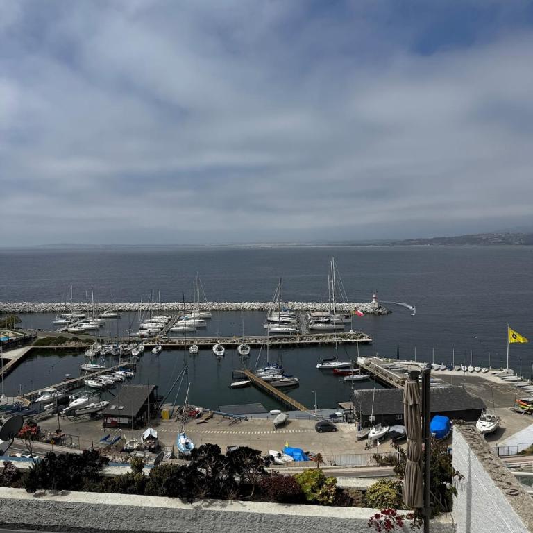 Oceanfront Concon Yacht Club Apt - Two-Bedroom Apartment - 36
