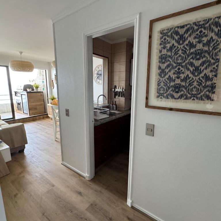 Oceanfront Concon Yacht Club Apt - Two-Bedroom Apartment - 40