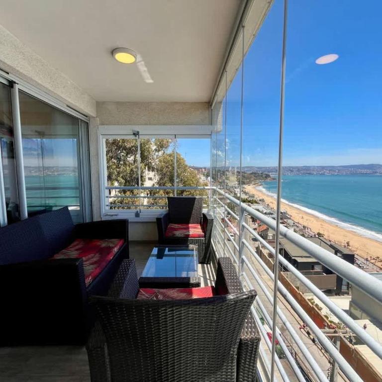 BUHO Urbano Familiar Bellavista Parking Washer - Apartamento con vistas al mar - 1