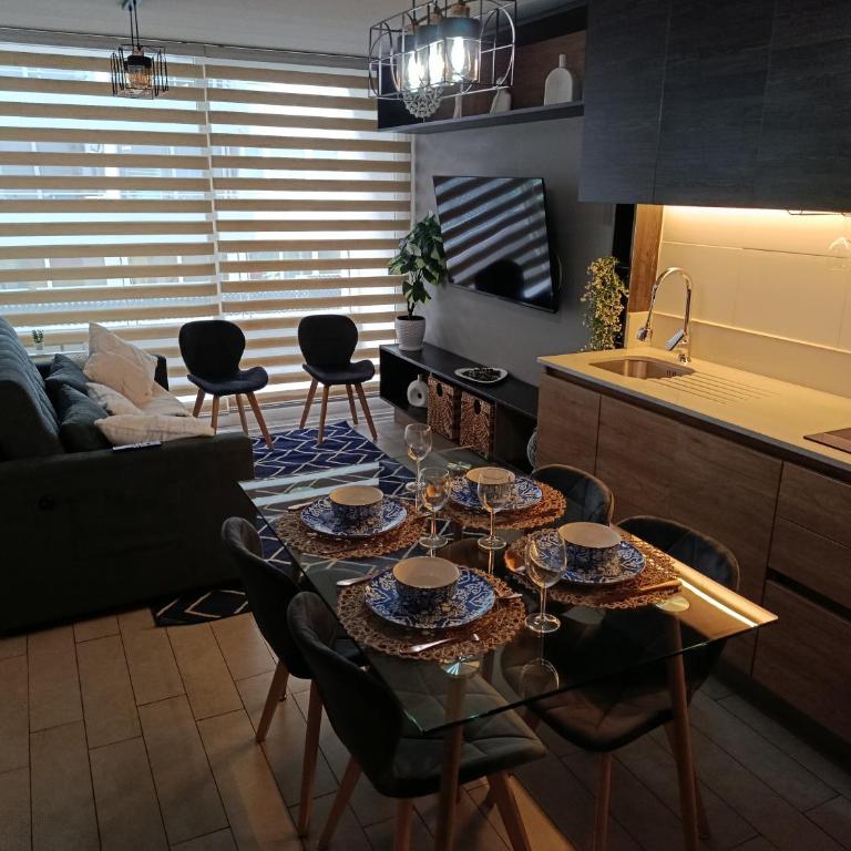 Cómodo apartamento en el casco histórico - Two-Bedroom Apartment - 1
