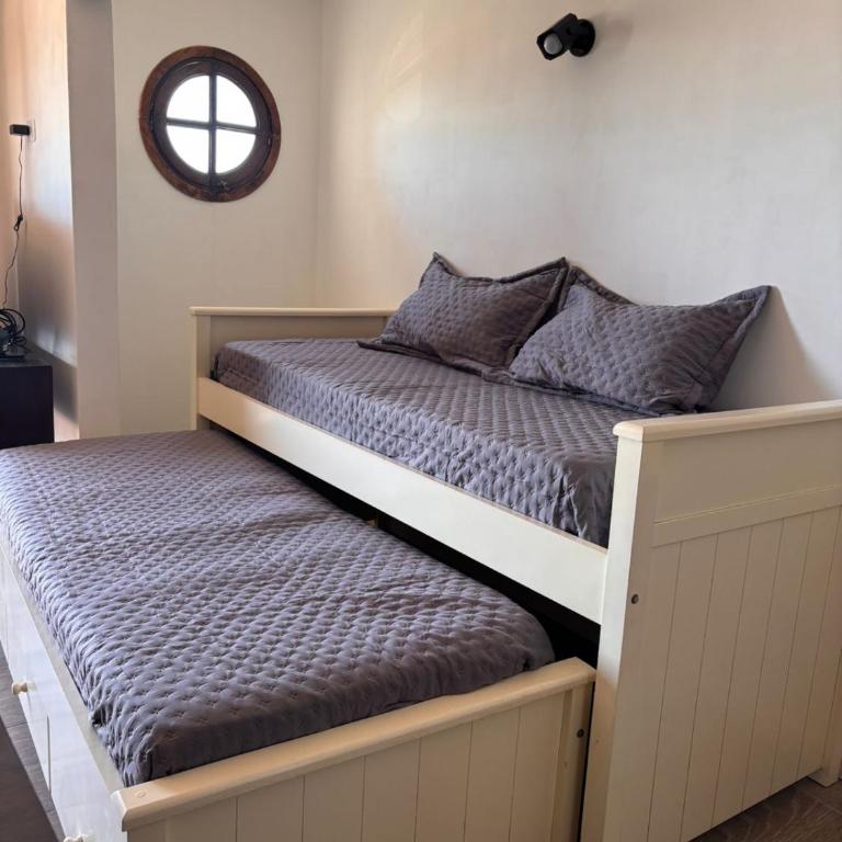 Departamento frente al mar, remodelado y equipado - Two-Bedroom Apartment - 3