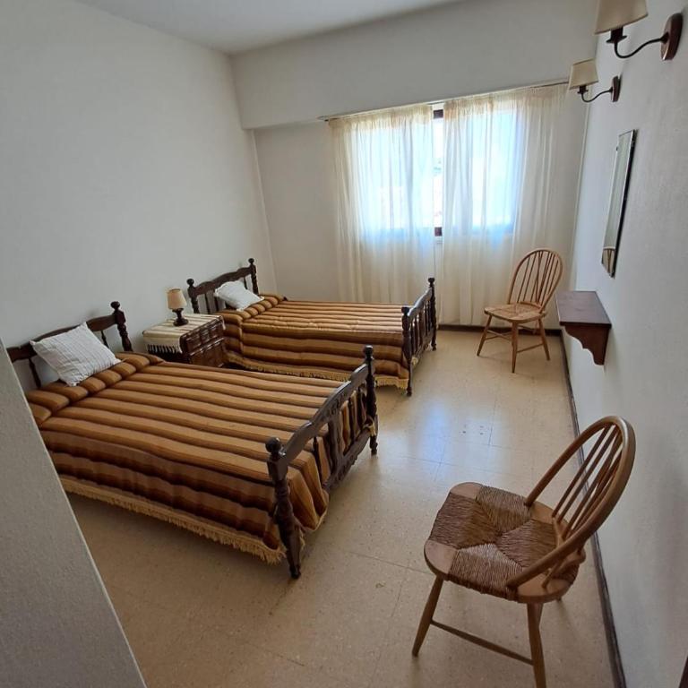 Amplio dpto Miramar centro y playa - Apartamento de 3 dormitorios - 4