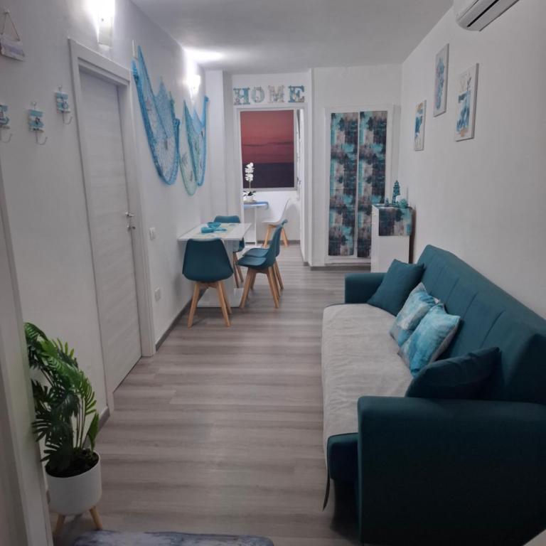 La Finestra sul Mare - Two-Bedroom Apartment - 11