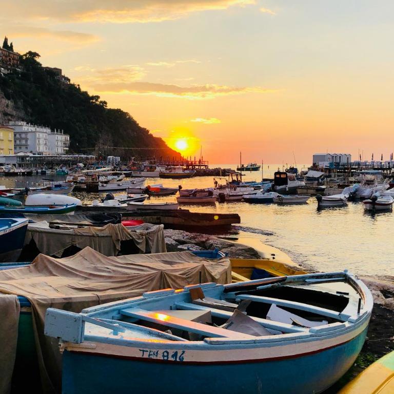 Villa Lalen Sorrento Private Luxury Residence with Garden, Terrace & Jacuzzi - Two-Bedroom Townhouse - 35