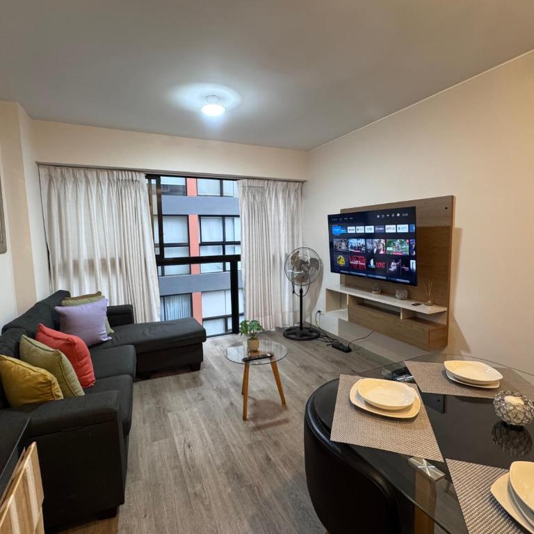 MONTERRICO POLO APARTS #21 - Dpto 2 Dorm Frente Embajada de USA - Apartamento de 2 dormitorios - 1