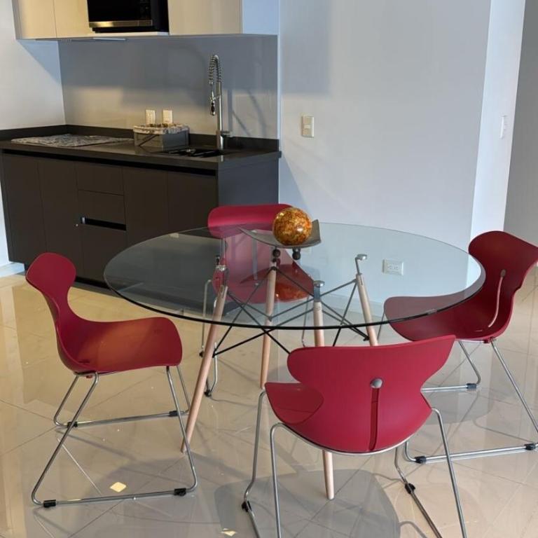 Modern Apartment Pool & Gym by Paseo Santa Lucía - Two-Bedroom Apartment - 39