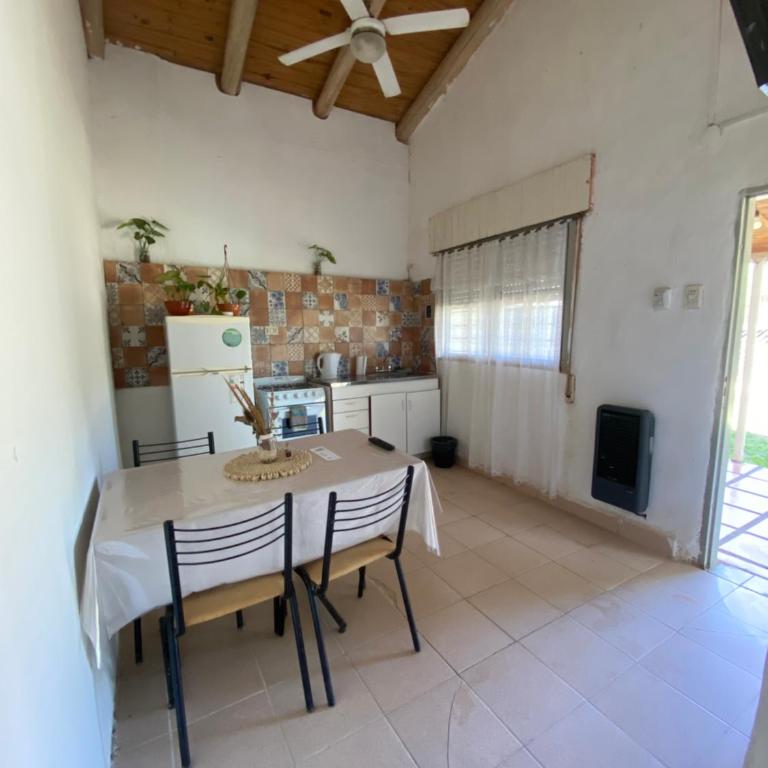 Alquileres Don Carlos - One-Bedroom Apartment - 4