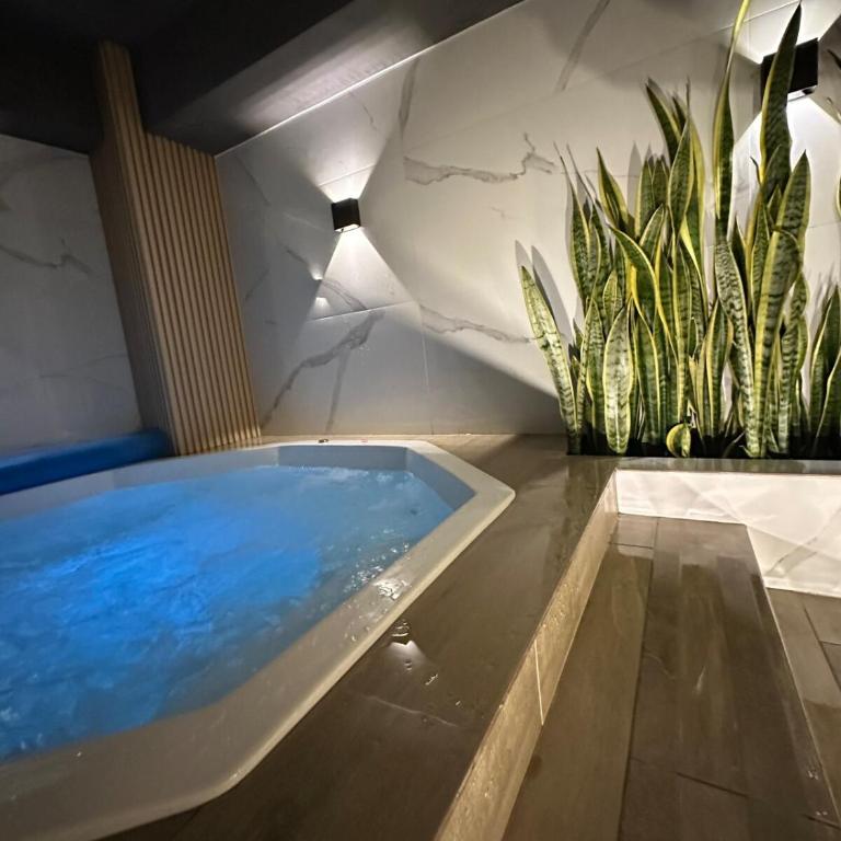 Luxury apartmentUS EmbassySolca Hospital - Three-Bedroom Apartment - 25
