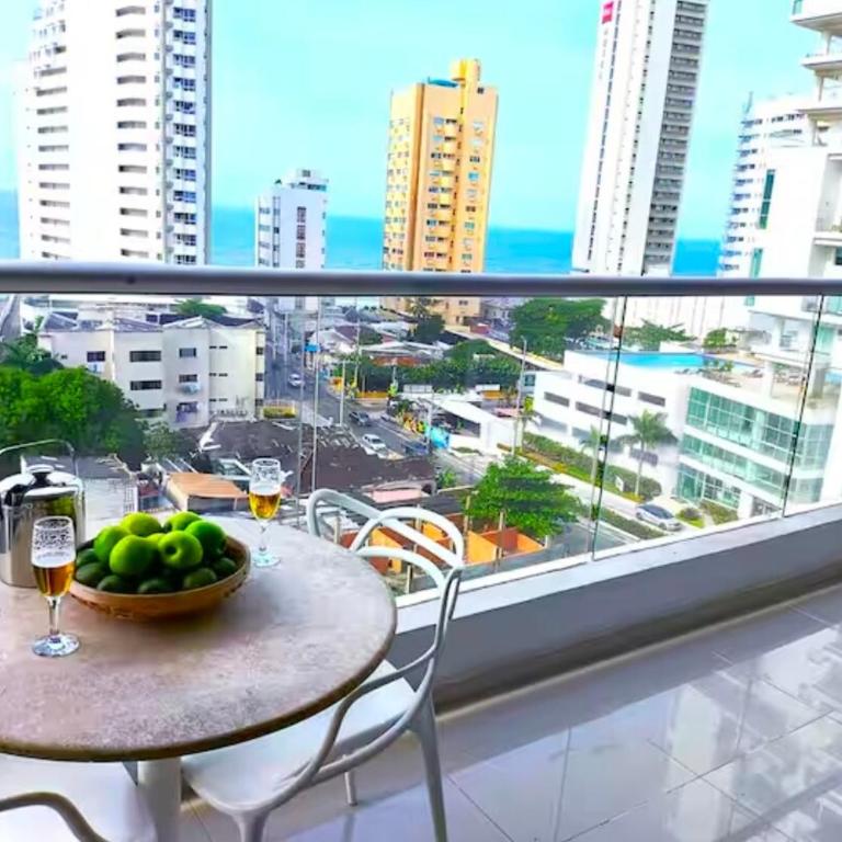 Apartamento increible en cartagena a pocos metros del mar - Three-Bedroom Apartment - 27