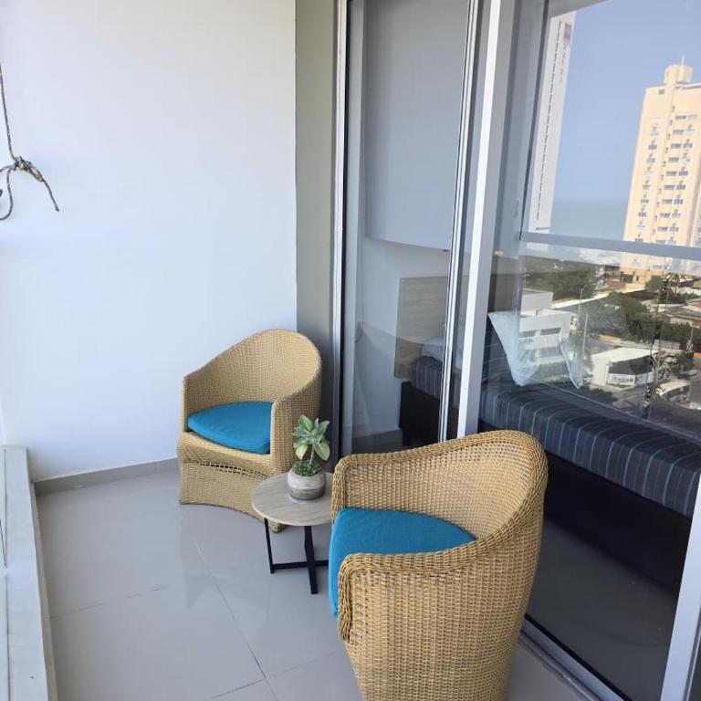 Apartamento increible en cartagena a pocos metros del mar - Three-Bedroom Apartment - 37