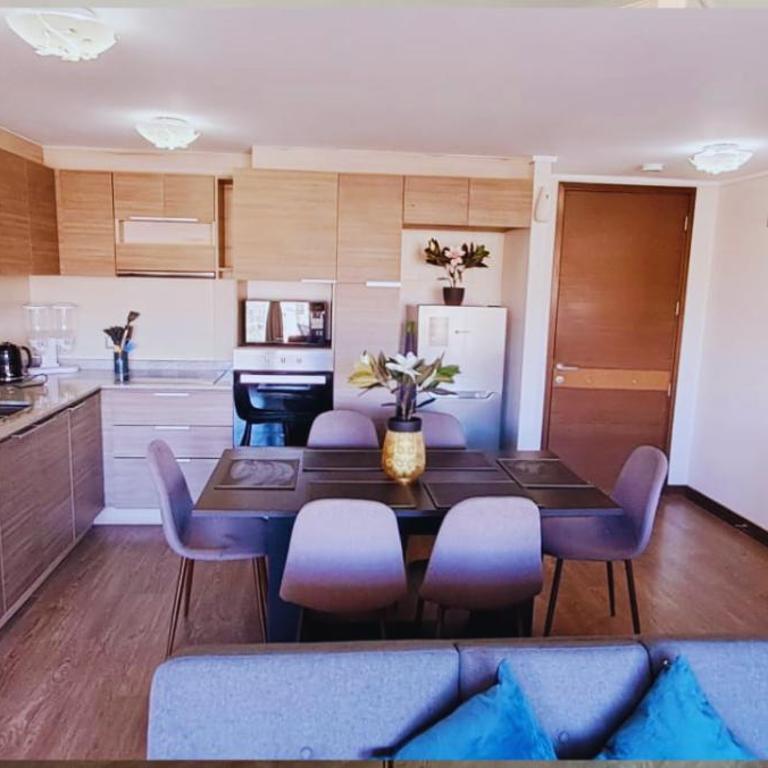 Vista panorámica, a pasos casino Enjoy Viña del Mar - Apartamento Deluxe de 2 dormitorios con vistas al mar - 13