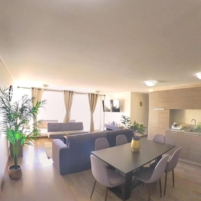 Vista panorámica, a pasos casino Enjoy Viña del Mar - Apartamento Deluxe de 2 dormitorios con vistas al mar - 17