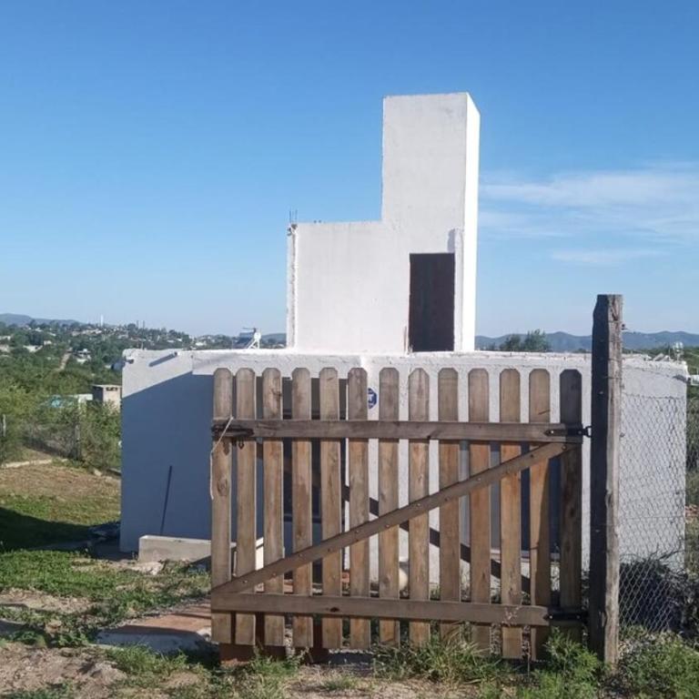 Mountain View & Comfort - Two-Bedroom House - 2