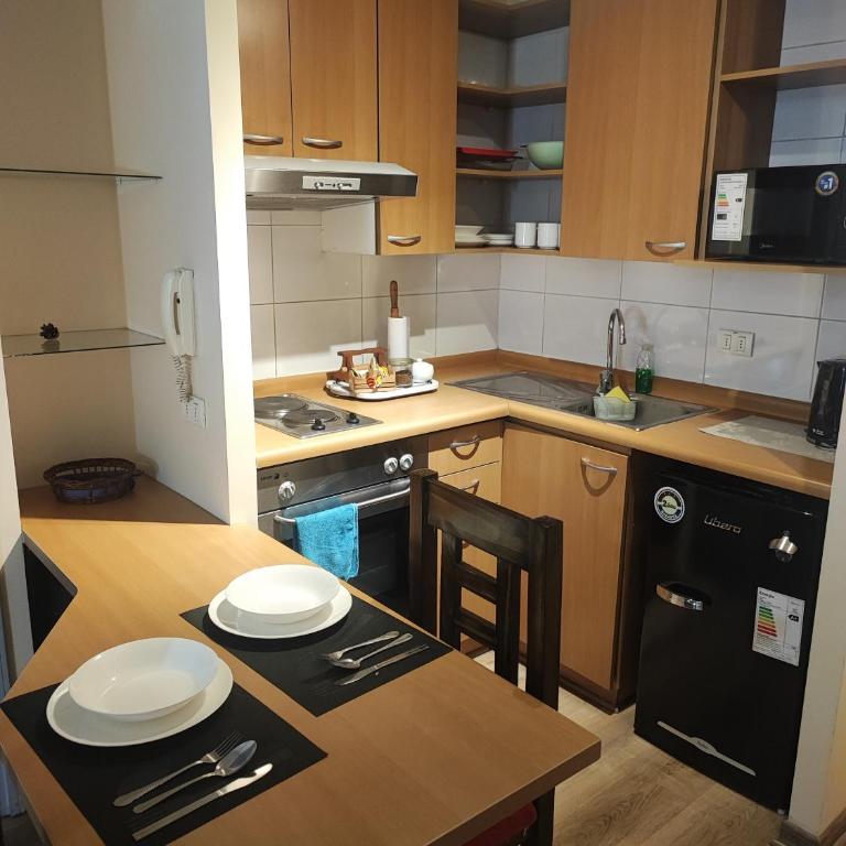ApartamentosYH - One-Bedroom Apartment - 4