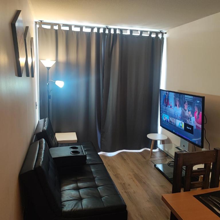 ApartamentosYH - One-Bedroom Apartment - 8