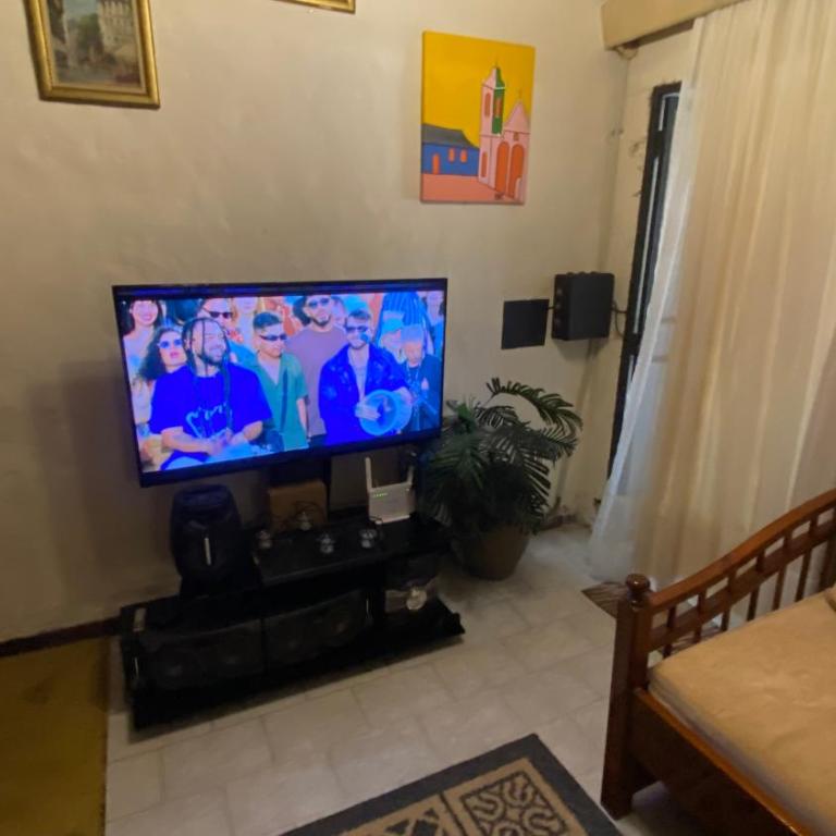 San Bernardino village - Three-Bedroom Apartment - 1