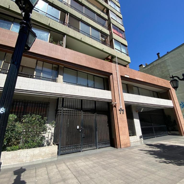 Spacious and comfortable apartment Santa Lucia Metro Station - Two-Bedroom Apartment - 9