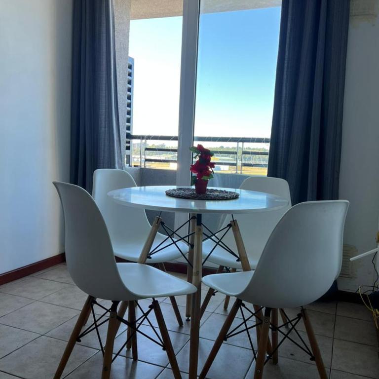 Vista a los volcanes - Three-Bedroom Apartment with Balcony - 1