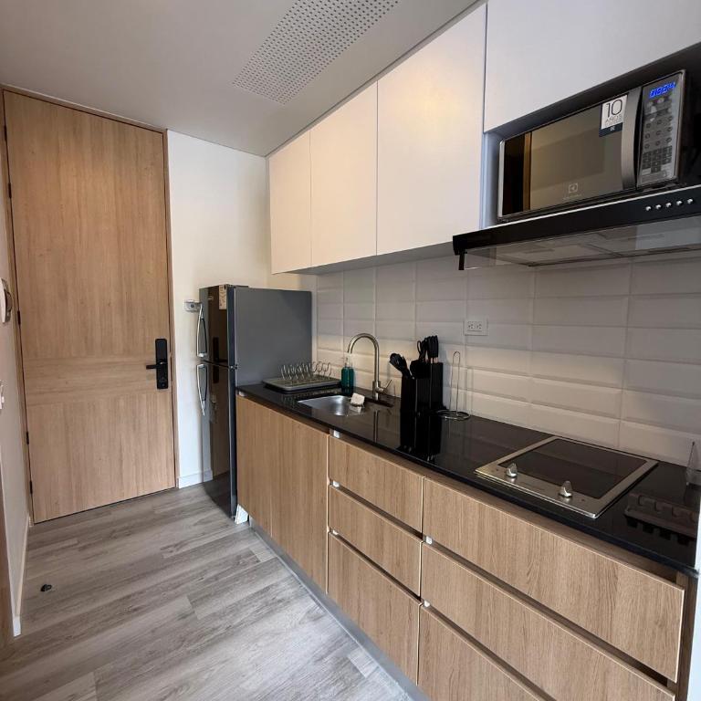 Aparta Suite Centro Internacional Edificio 33DC Piso 29 Estación Trasmilenio Calle 34 - One-Bedroom Apartment - 15
