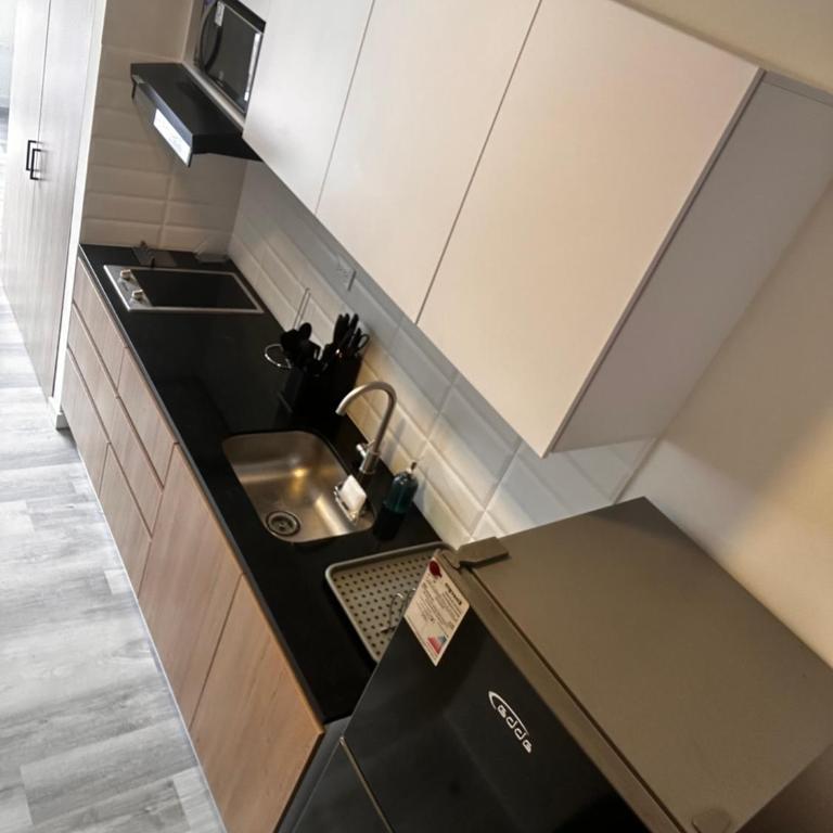 Aparta Suite Centro Internacional Edificio 33DC Piso 29 Estación Trasmilenio Calle 34 - One-Bedroom Apartment - 14
