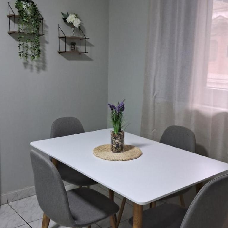Sweet Home - Two-Bedroom Apartment - 6