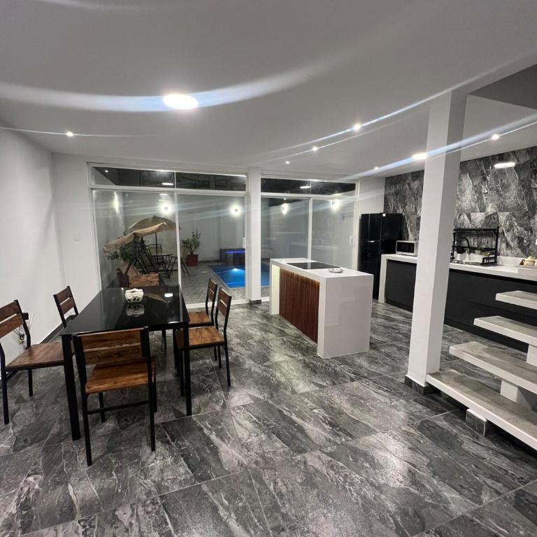 Alma del Mar - Five-Bedroom House - 23