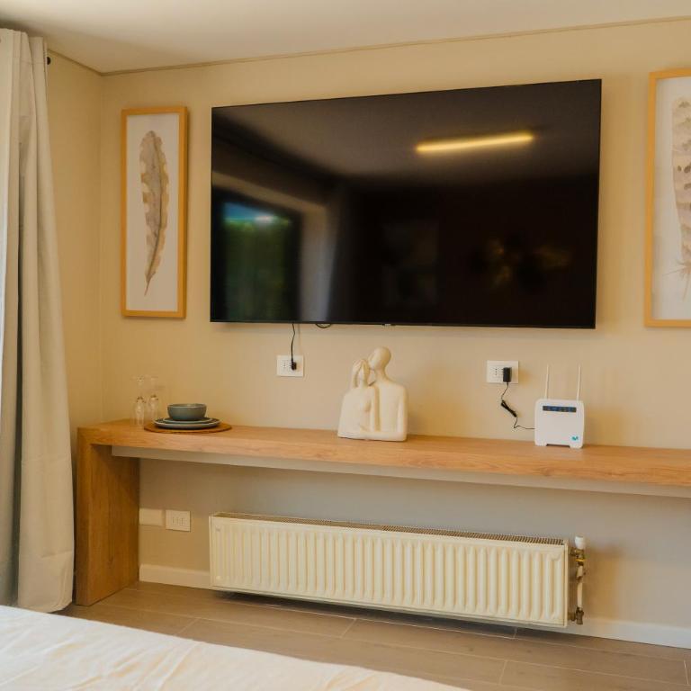 Urbanluxrent - One-Bedroom Apartment - 3