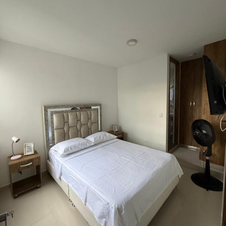 Apto Moderno con Vista a la Reserva - Two-Bedroom Apartment - 6