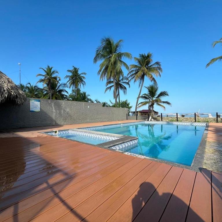 Apartamento en condominio con vista al mar - Apartamento de 2 dormitorios - 57