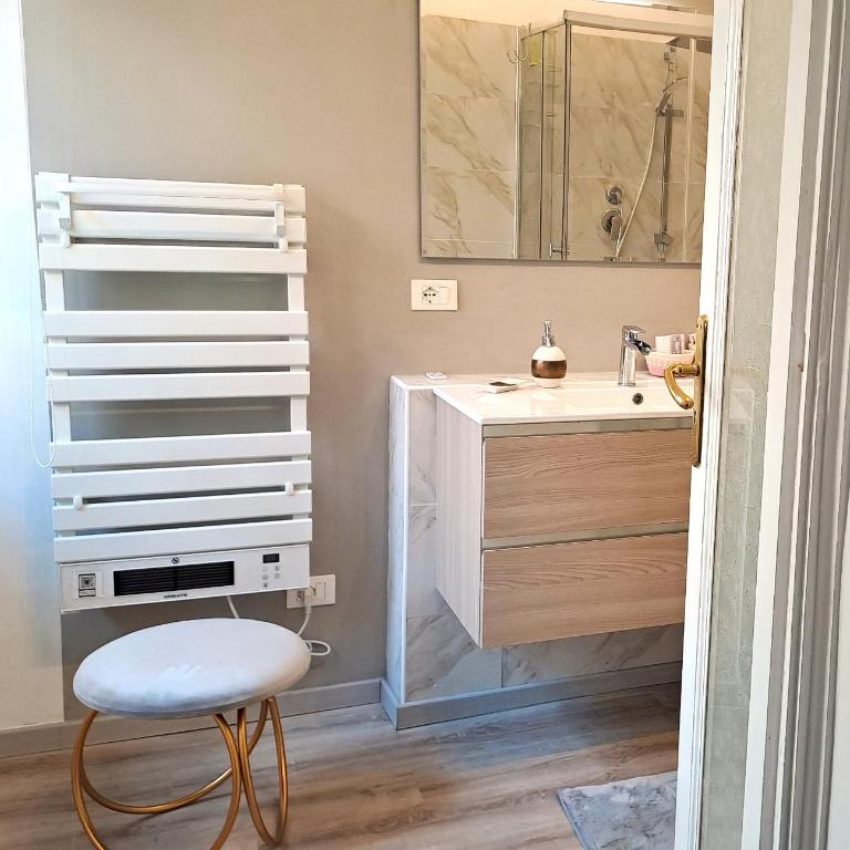 Porta Susa centro, balconi, condizionato, wifii e parcheggio - One-Bedroom Apartment - 18