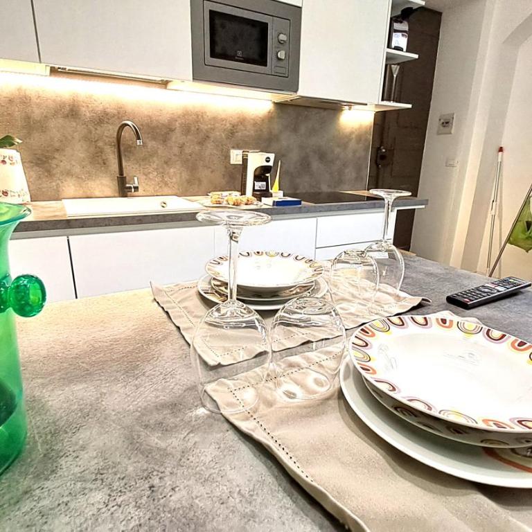 Porta Susa centro, balconi, condizionato, wifii e parcheggio - One-Bedroom Apartment - 8