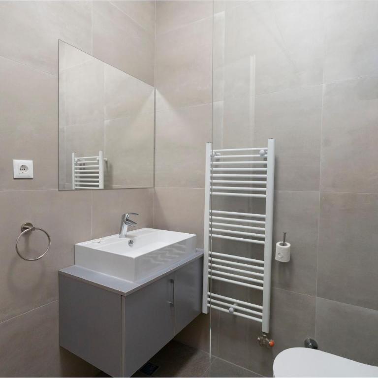 Sarajevo History Apartments - Authentic Heritage Stay - King Studio - 2