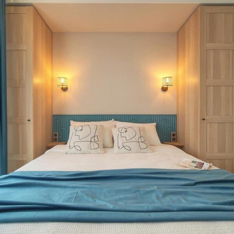 Mimosa 2BR with Balcony - Walk to Palais and Beach - Apartment mit 2 Schlafzimmern - 26