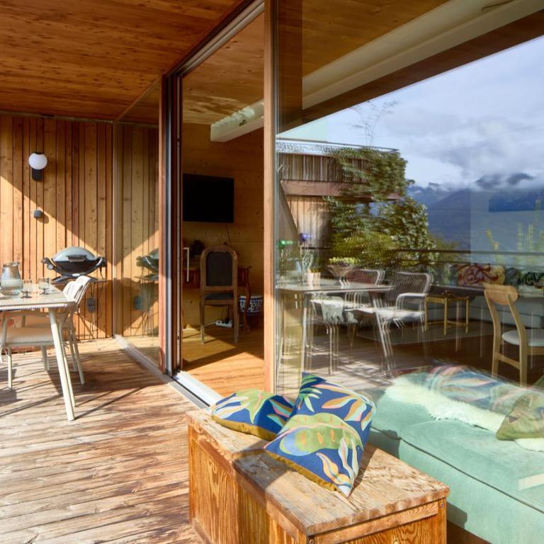 Mountains & Lake Boutique Apartment - Two-Bedroom Apartment - 58