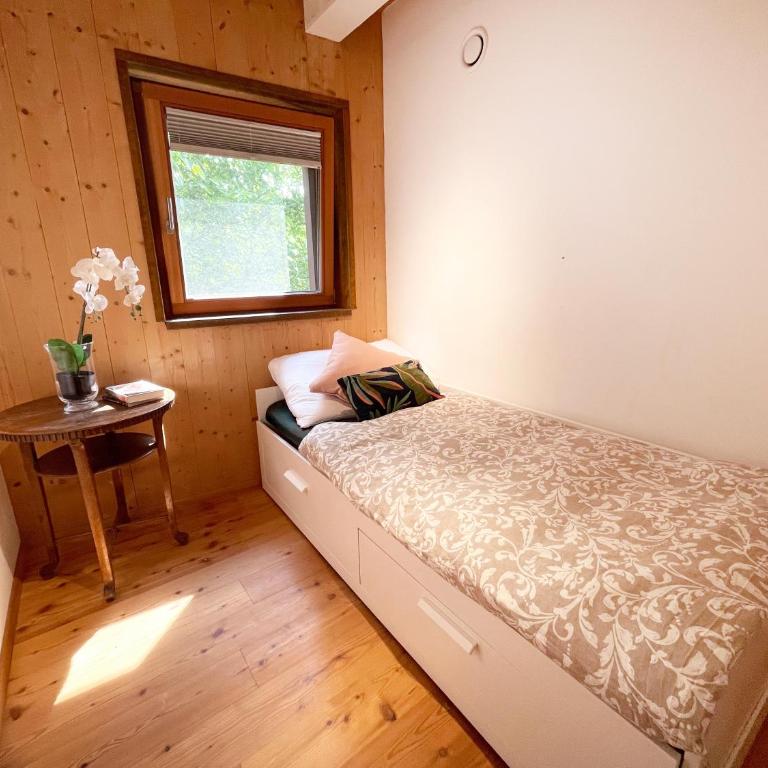 Mountains & Lake Boutique Apartment - Two-Bedroom Apartment - 40