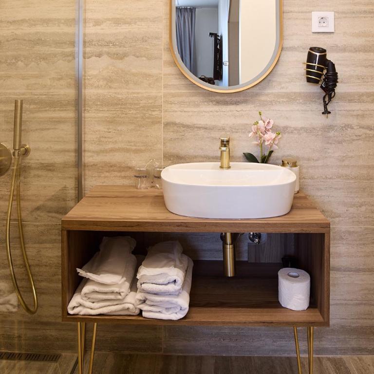 Garni Boutique Hotel Arta - Standard Doppel- oder Zweibettzimmer - 19