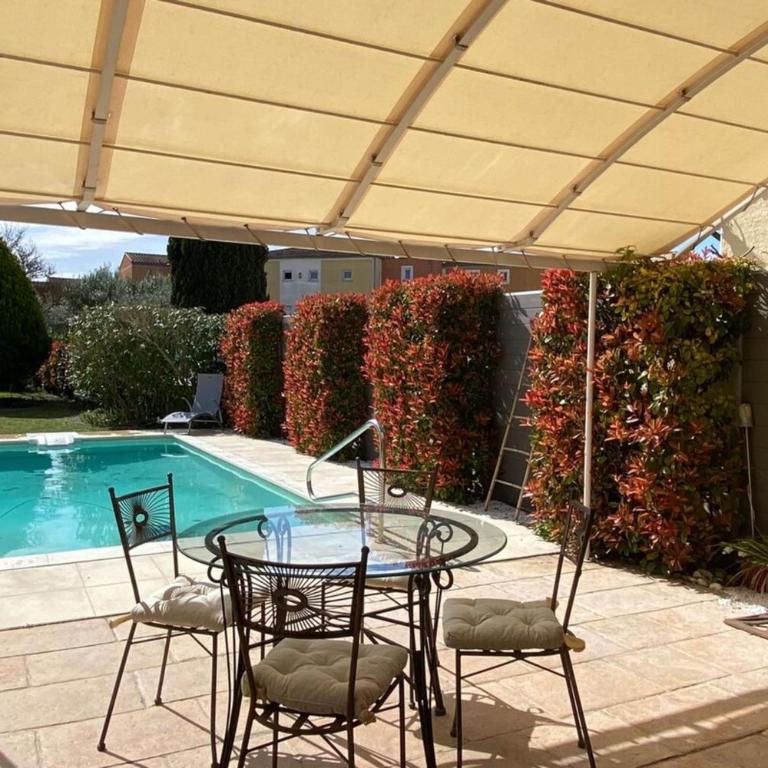 Family villa with garden and pool - Maison 3 Chambres - 3