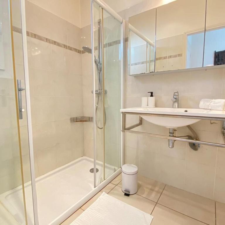 Family villa with garden and pool - Maison 3 Chambres - 19