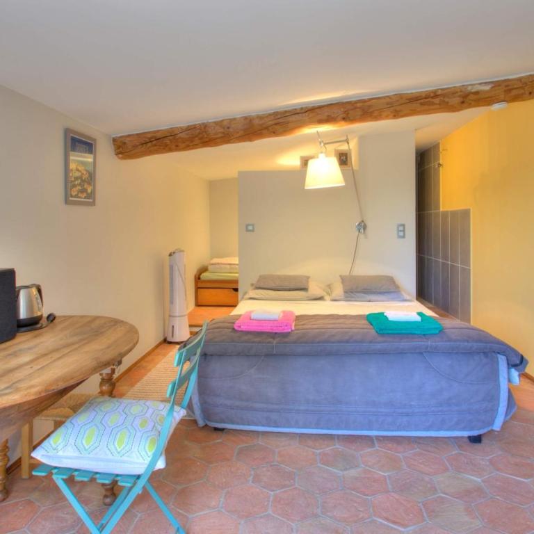 Bergerie provencale, 4 personnes, piscine - Casa Vacanze - 10