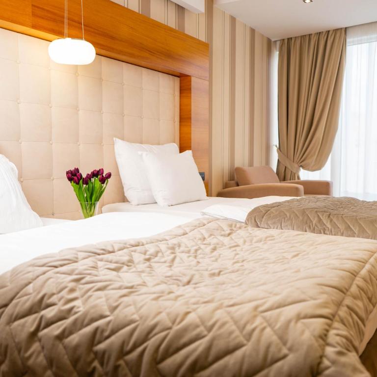 Garni Hotel Centar - Twin Room - 4