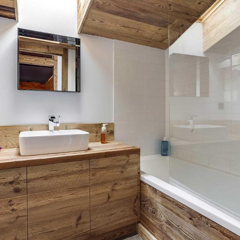Cozy 2BDR-5P apartment near the ski slopes - Apartment - 10