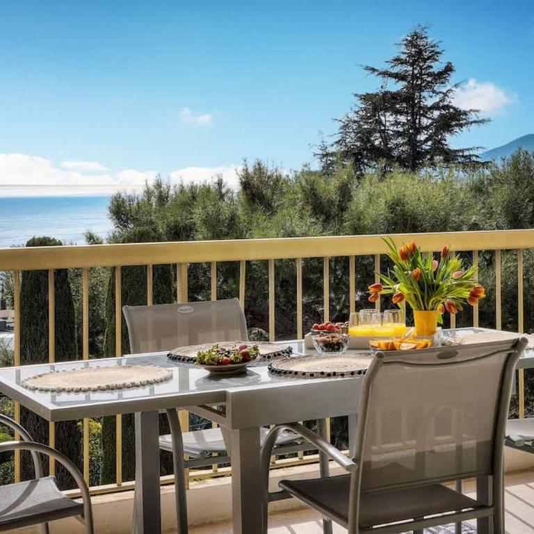 Serenity by the Sea 180 Degrees Sea View and Pool - Appartement - 1