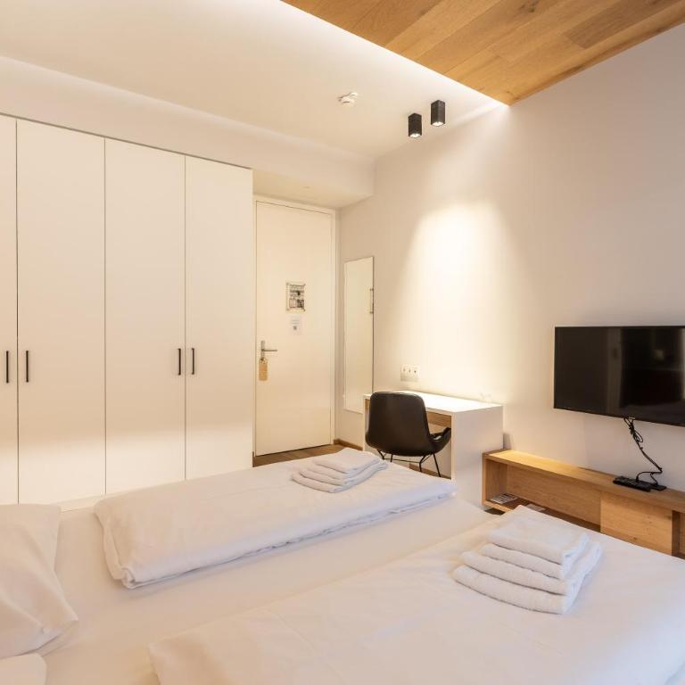 Seehotel Bellevue by keyone - Standard Doppel-/Zweibettzimmer mit Balkon - 5