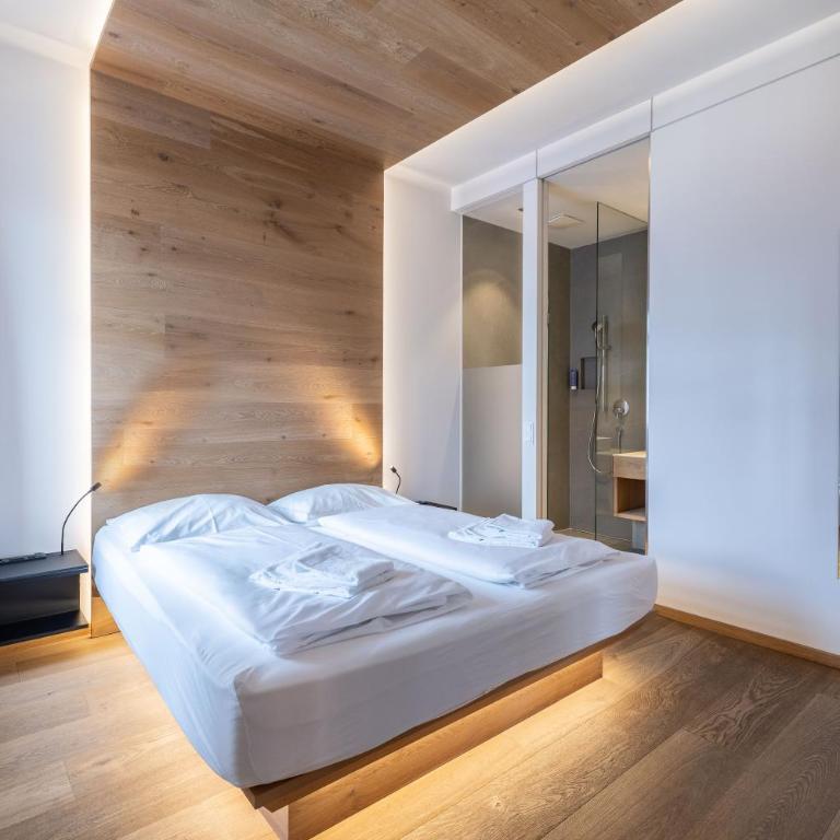Seehotel Bellevue by keyone - Deluxe Doppel-/Zweibettzimmer mit Seeblick - 2