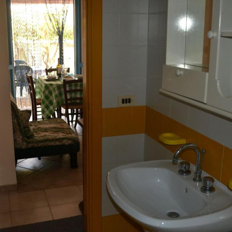 Casa Linda in Torre dellOrso with Wi-Fi and air conditioning - Casa Vacanze - 9